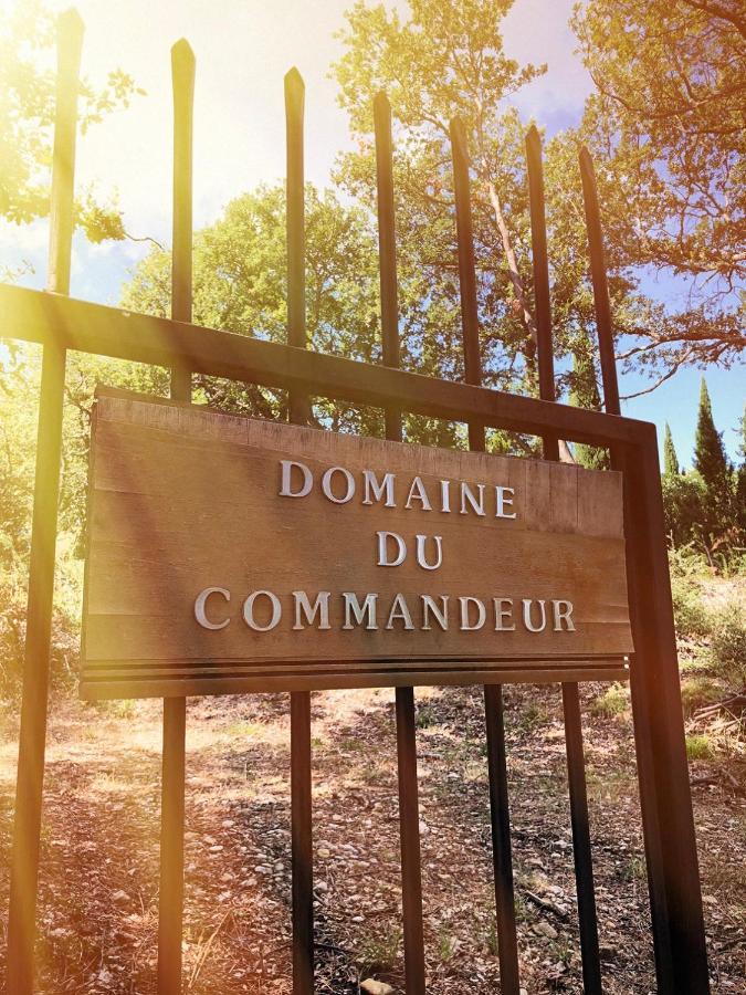 Domaine Du Commandeur Panzió Mondragon Kültér fotó